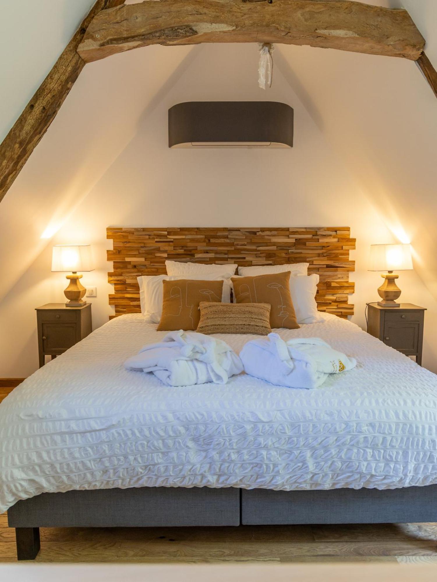 Le Domaine D'Angerville - Chambres D'Hotes الغرفة الصورة